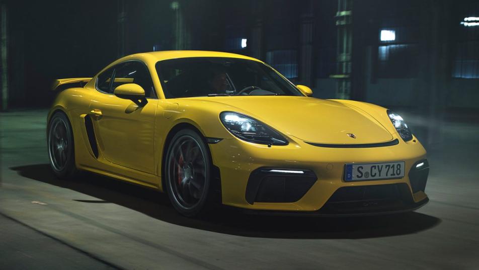 2022 Porsche 718 Cayman: Choosing the Right Trim
