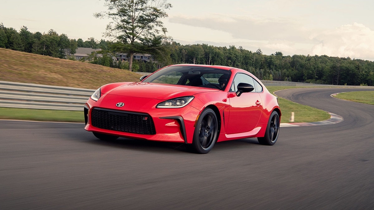 2022 Toyota GR86 Premium front left in red