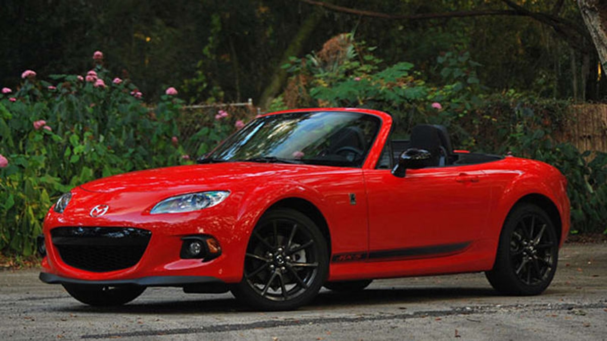 2013 Mazda Miata Mx-5 delantero izquierdo en rojo