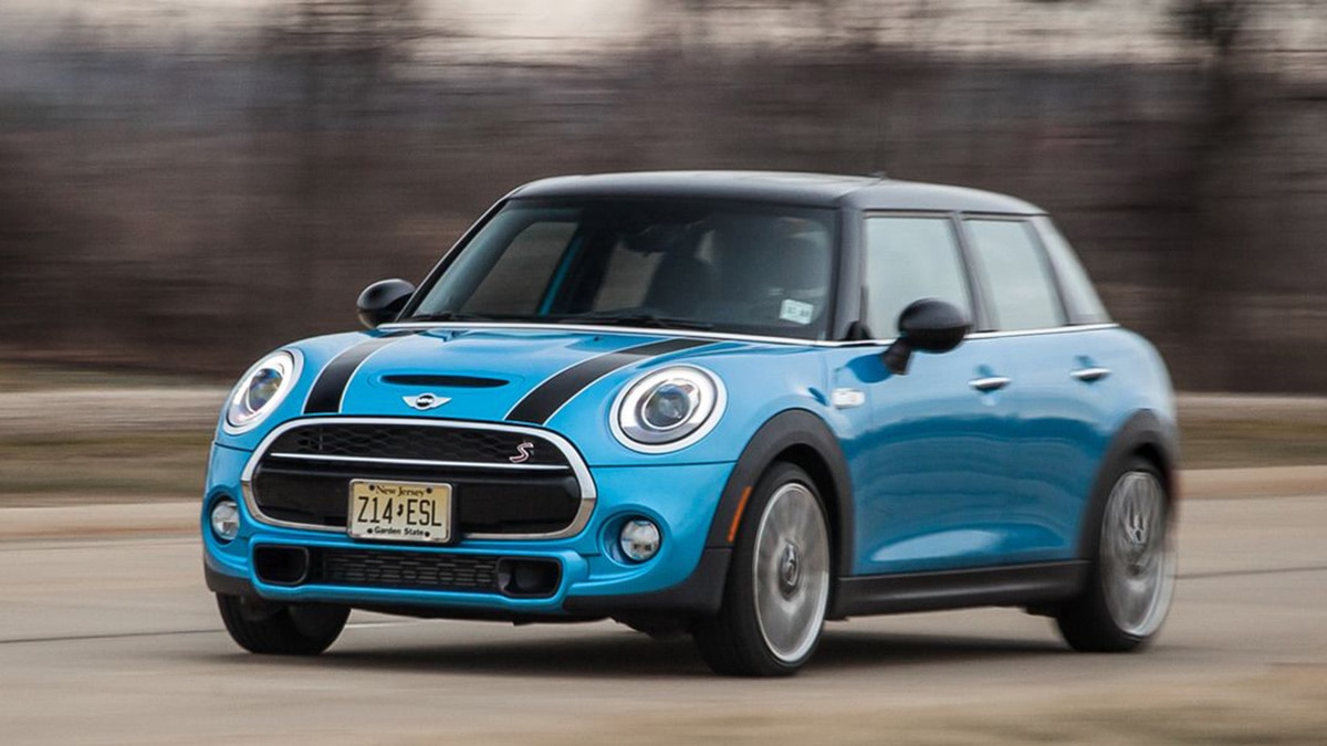 2015 Mini Cooper S delantero izquierdo en azul