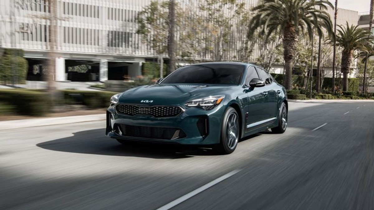 2022 Kia Stinger GT1