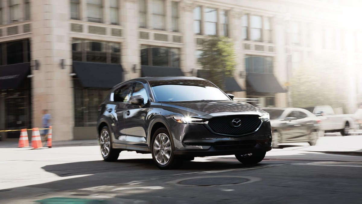 2022 Mazda CX-5 2.5 S Preferred front right