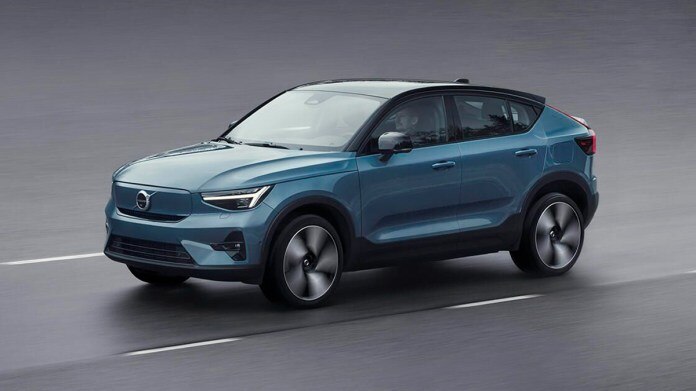 2022 Volvo C40 Recharge front left in blue
