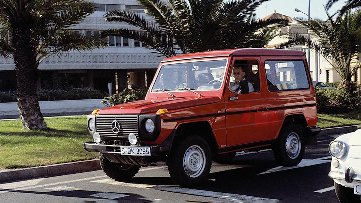 Mercedes-Benz Gelandewagen front left