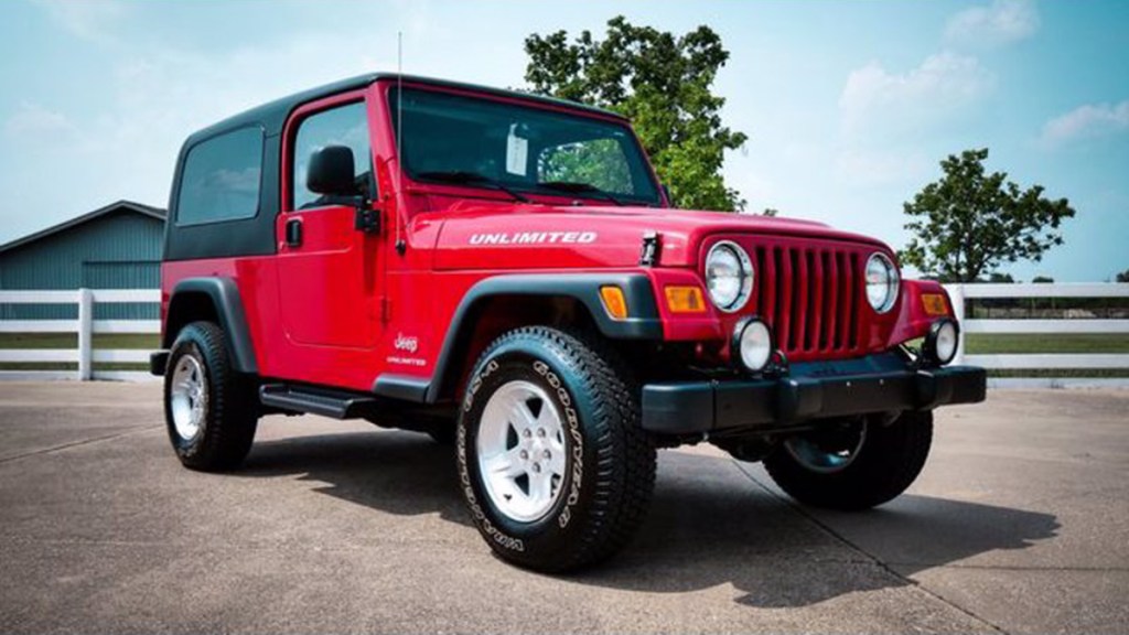 Here's a 485-Mile 2004 Jeep Wrangler Unlimited for Sale on Autotrader -  Autotrader