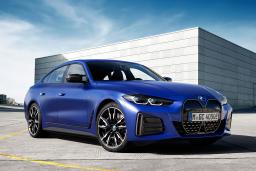 2022 BMW i4 M50 front right in blue