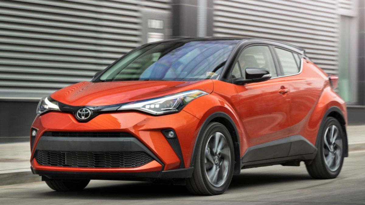 2022 Toyota C-HR Limited front left in orange