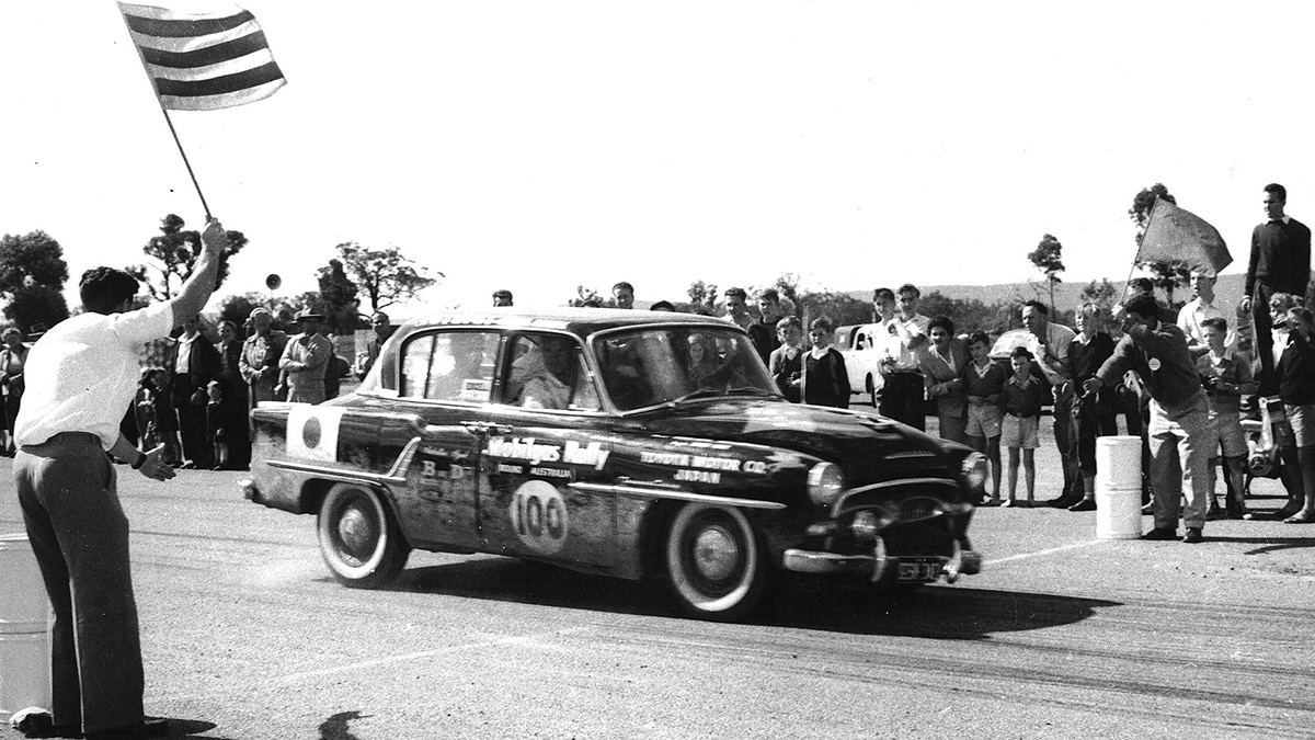 1957 Toyopet Crown Deluxe Mobilgas Round Australia Rally