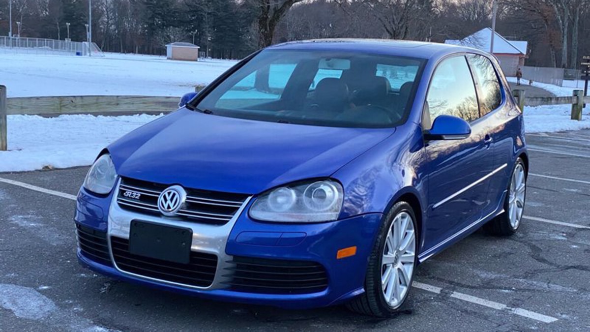 2008 Volkswagen R32 front left