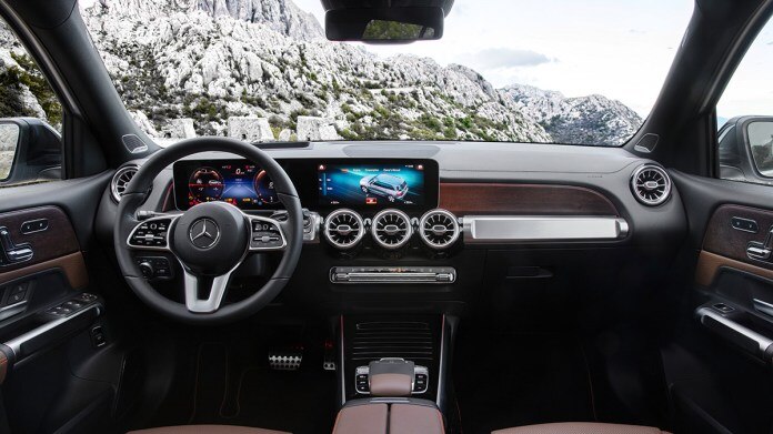 2022 Mercedes-Benz GLB 250 SUV interior.