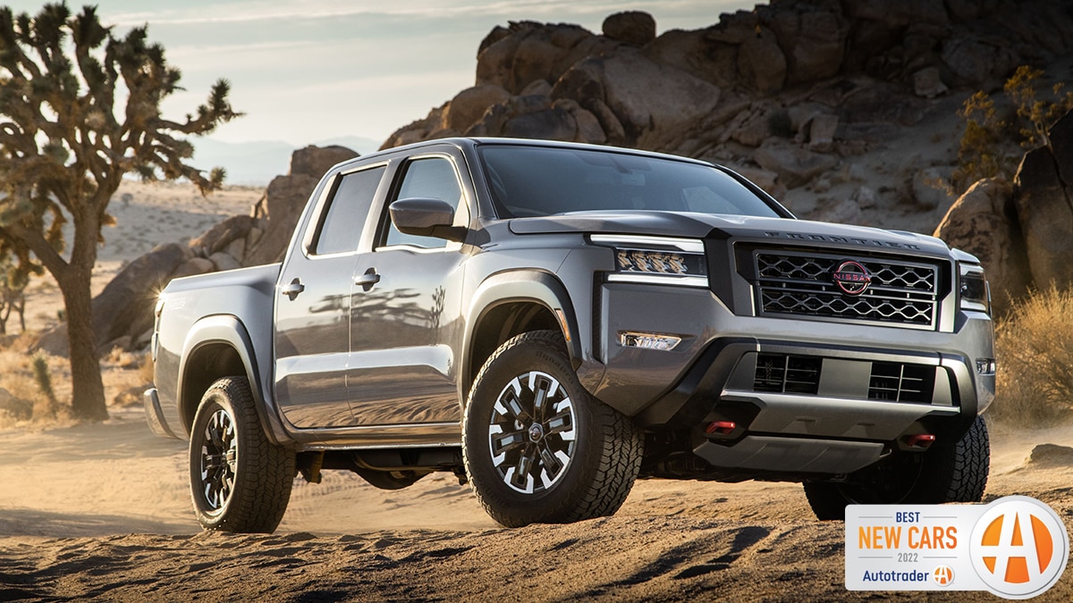 2022 Nissan Frontier front right