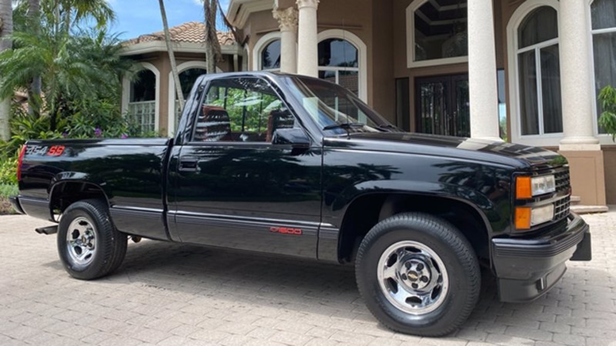 1990 Chevrolet C1500 454SS