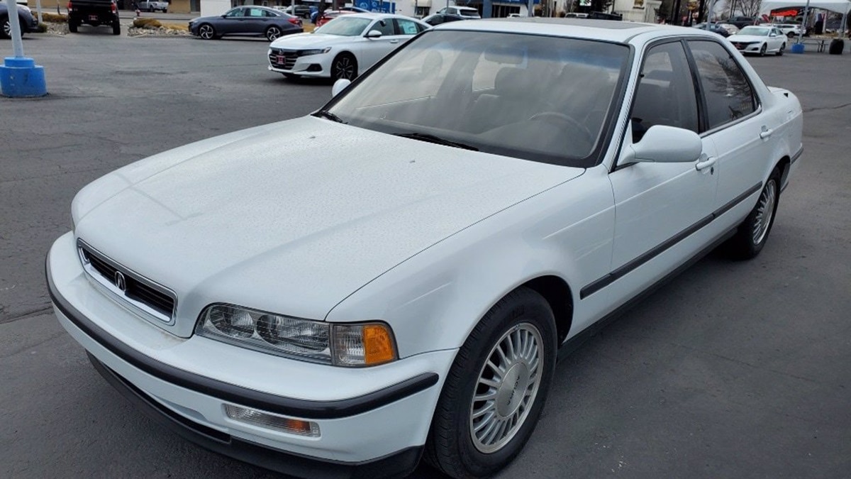 1991 Acura Legend front left in white