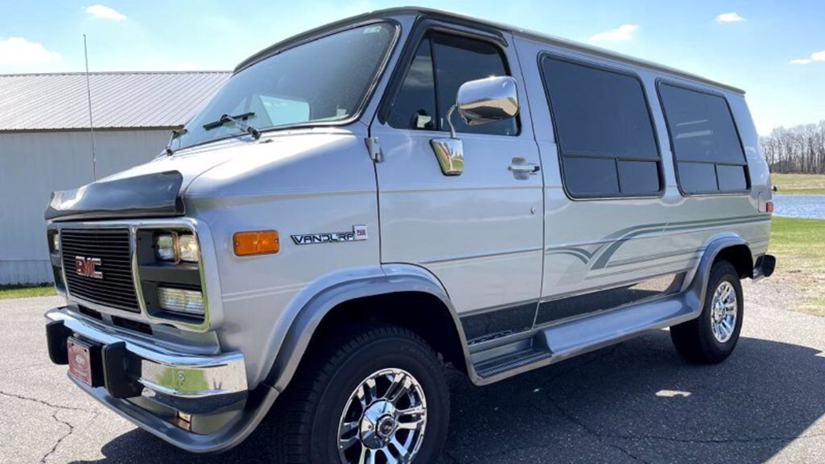 1995 GMC G2500 Vandura front left