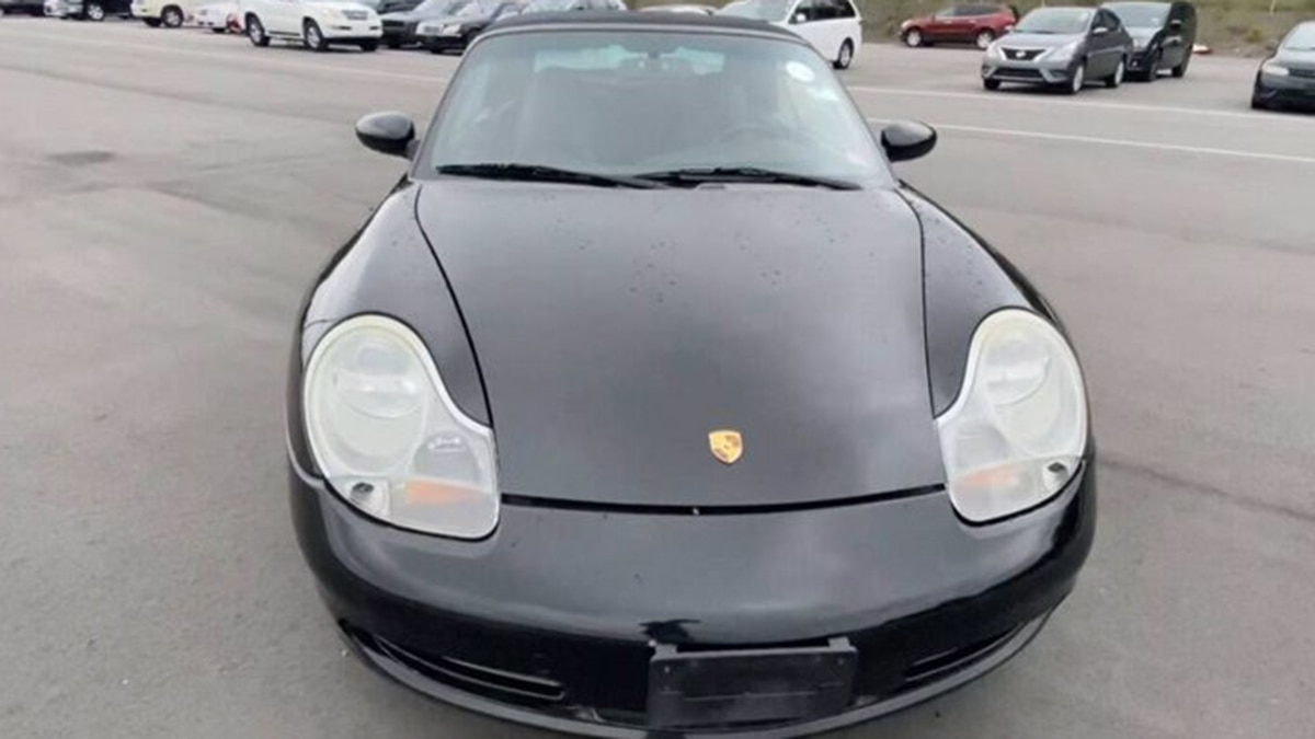 1999 Porsche 911 Carrera front in black