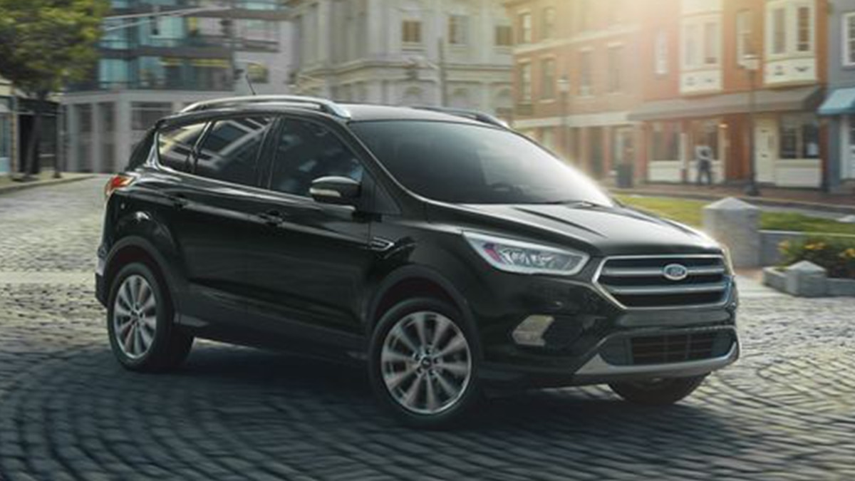 2019 Ford Escape S front right