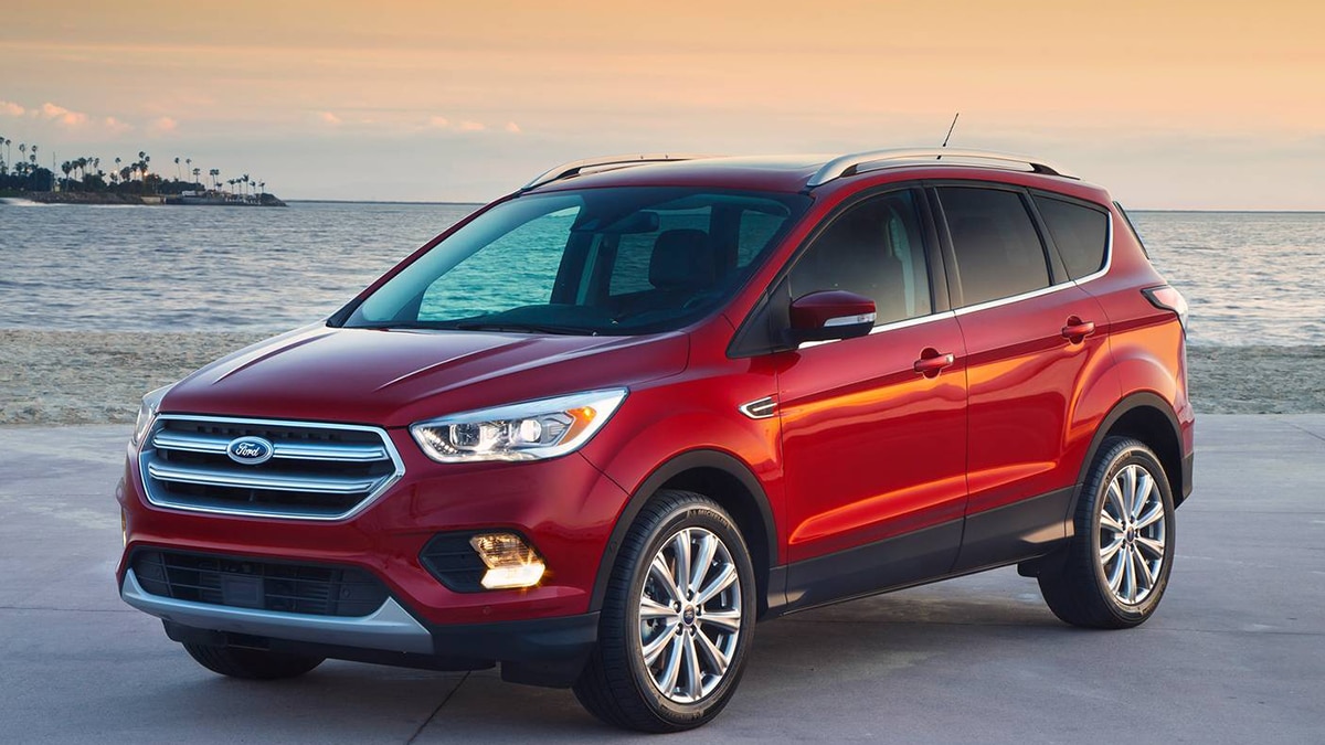 2019 Ford Escape SE front left in red