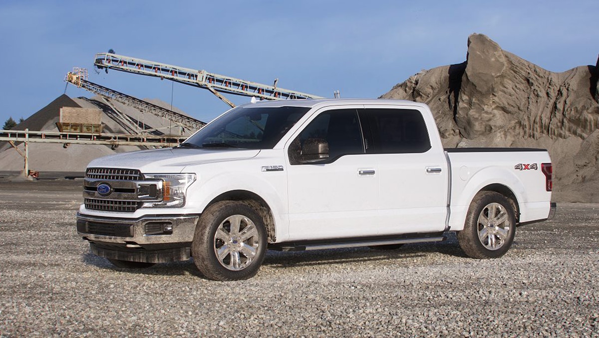 2019 Ford F-150 Platinum front left in white