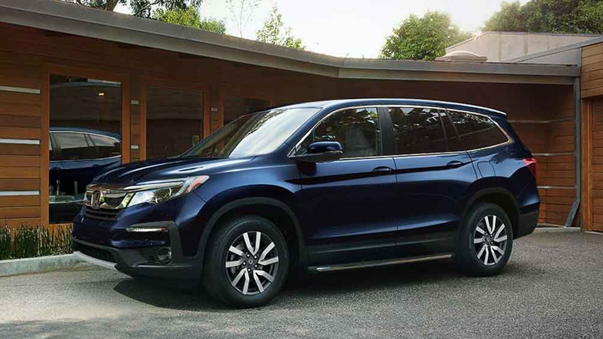 2019 Honda Pilot EX front left