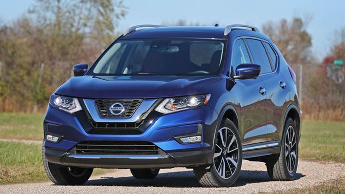 2019 Nissan Rogue SV front left in blue