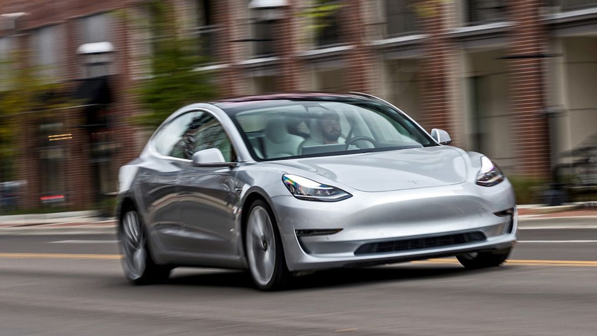 2019 Tesla Model 3 Prices, Reviews, and Photos - MotorTrend