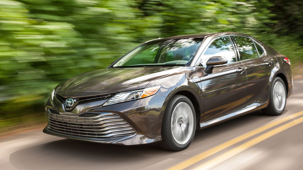 2019 Toyota Camry LE front left