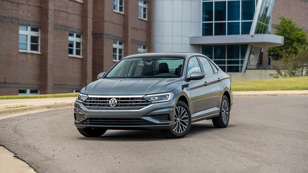 2019 Volkswagen Jetta S front left in silver