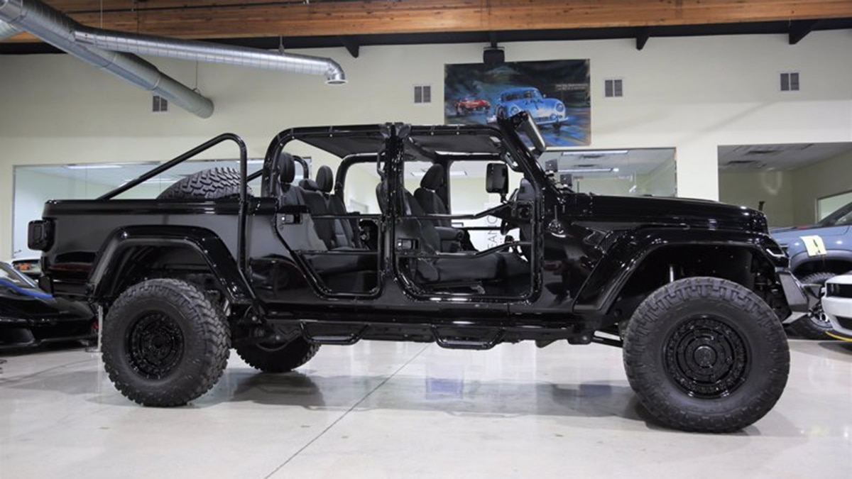 2020 Jeep Gladiator Sport
