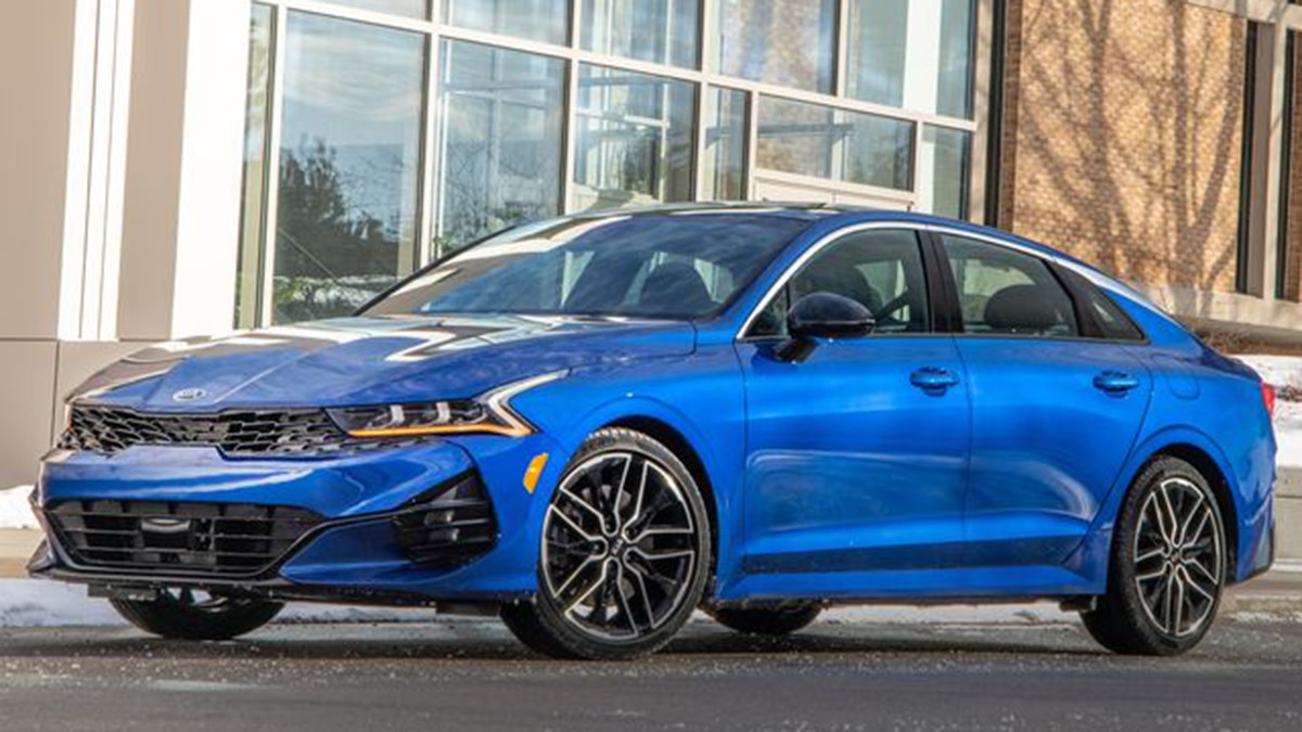 2021 Kia K5 GT front left in blue