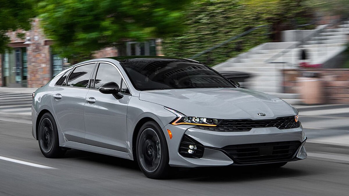 2021 Kia K5 GT-Line front right