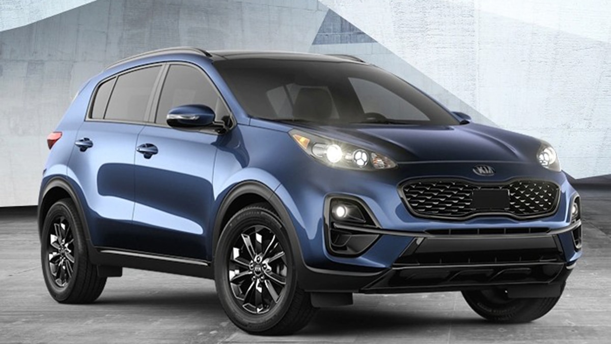 2021 Kia Sportage EX front right in blue