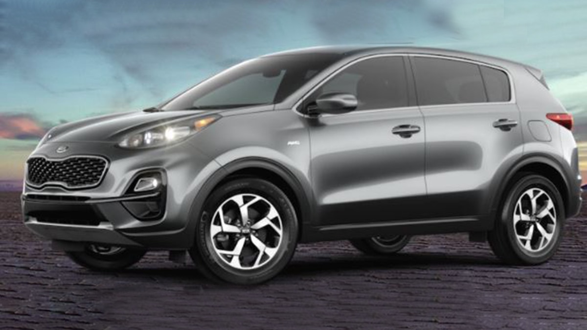2021 Kia Sportage SX front left in silver