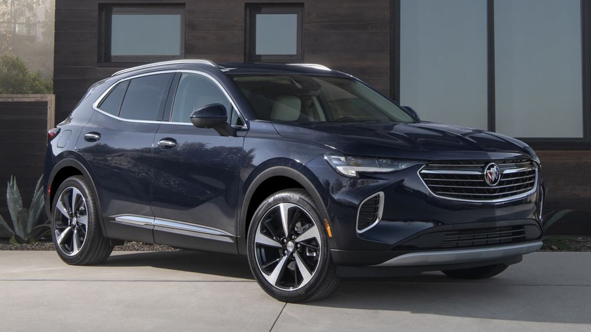 2023 Buick Envision Preferred front right in black