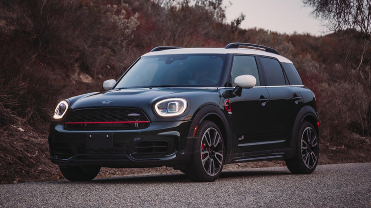 2023 Mini Countryman John Cooper Works front left