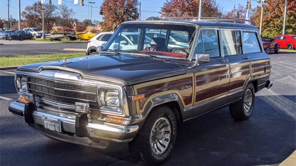 1987 Jeep Grand Wagoneer