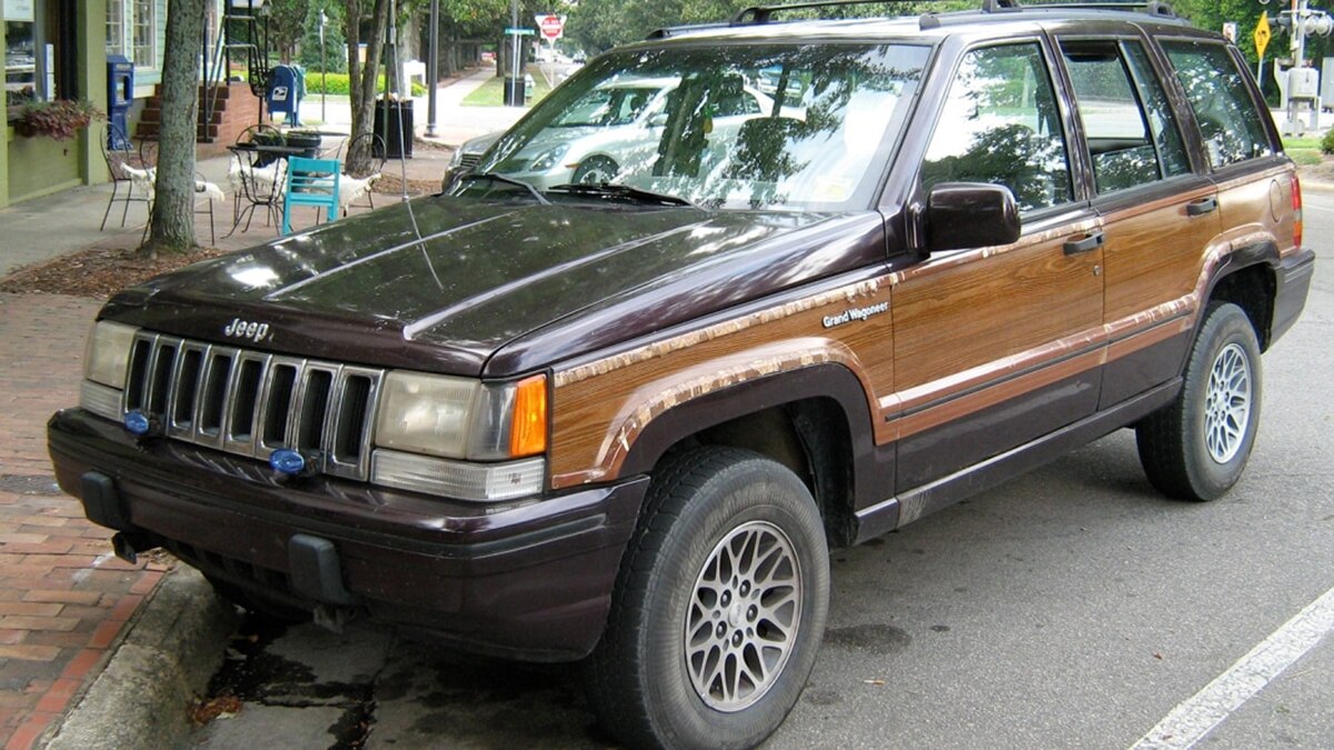 Hunter Green 1993 Jeep Grand Wagoneer