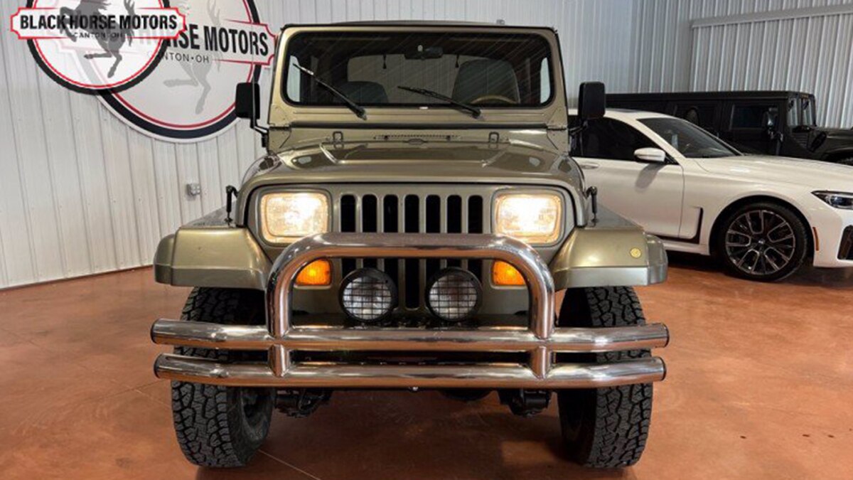 1988 Jeep Wrangler Sahara