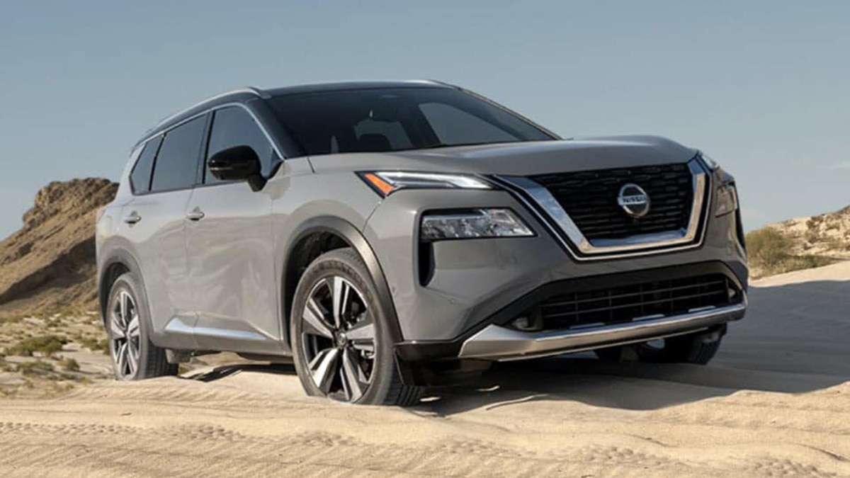 Nissan Rogue 2021 delantero derecho