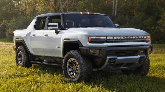 2022 GMC Hummer EV front right