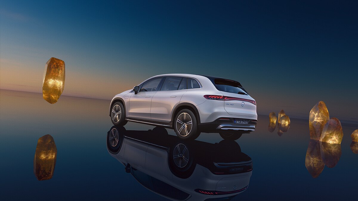 2023 Mercedes-Benz EQS SUV rear left