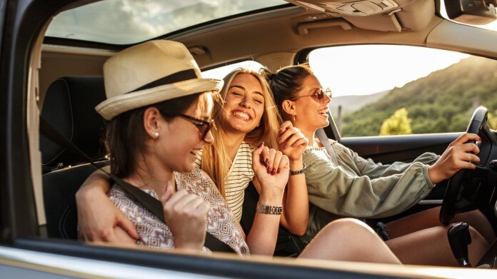 Teen driver keeps eyes on the road for safety