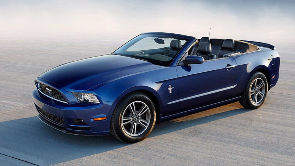 2014 Ford Mustang Convertible in blue