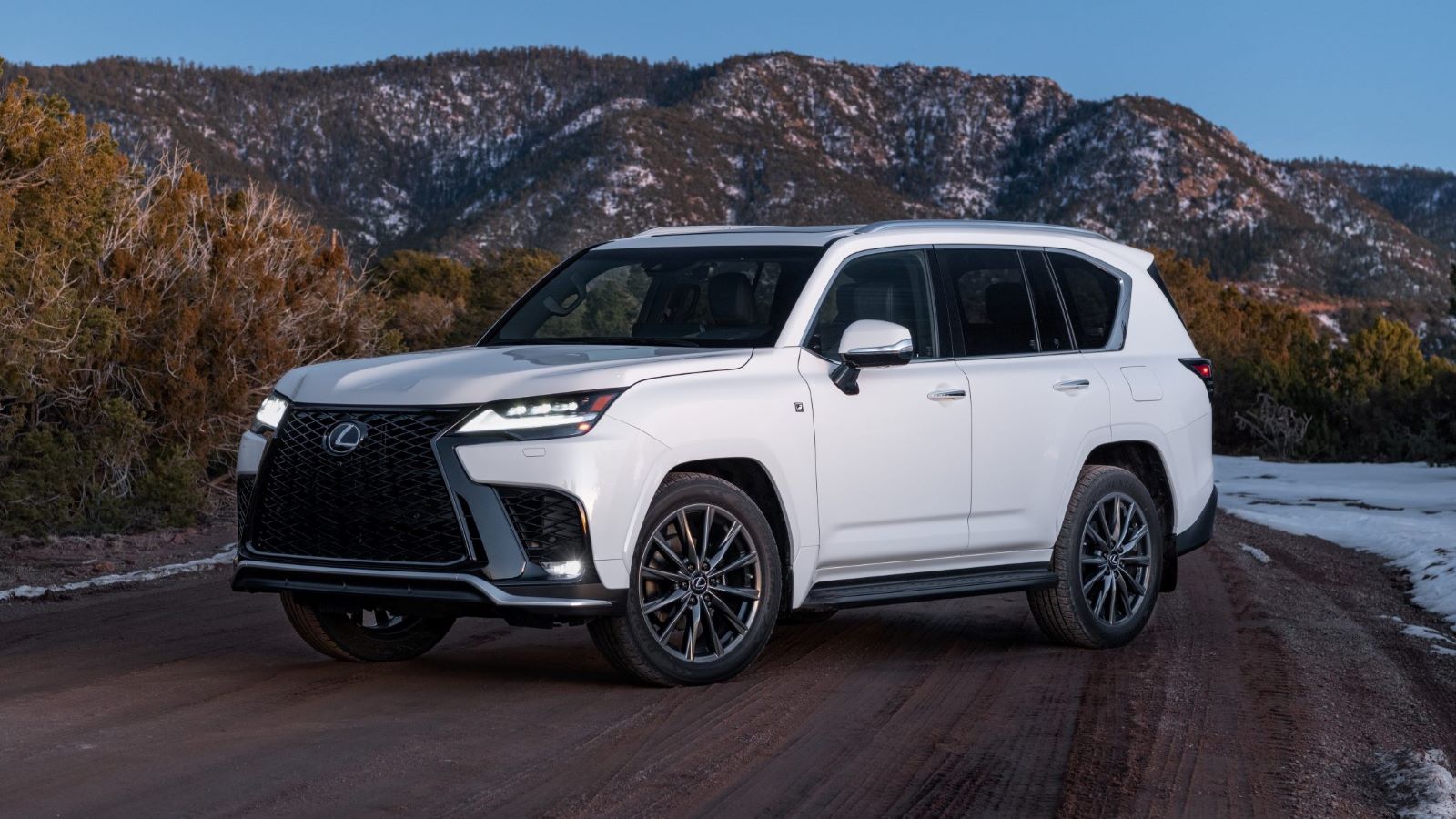 Is the 2022 Lexus LX 600 F Sport Handling the Right LX for You