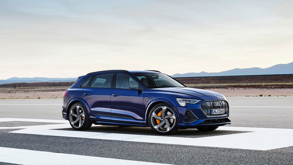 2023 Audi e-tron S front right in blue