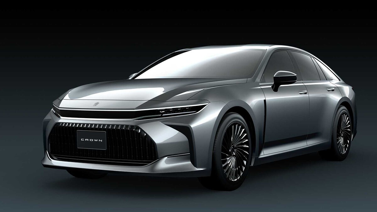Toyota crown 2023 sedan