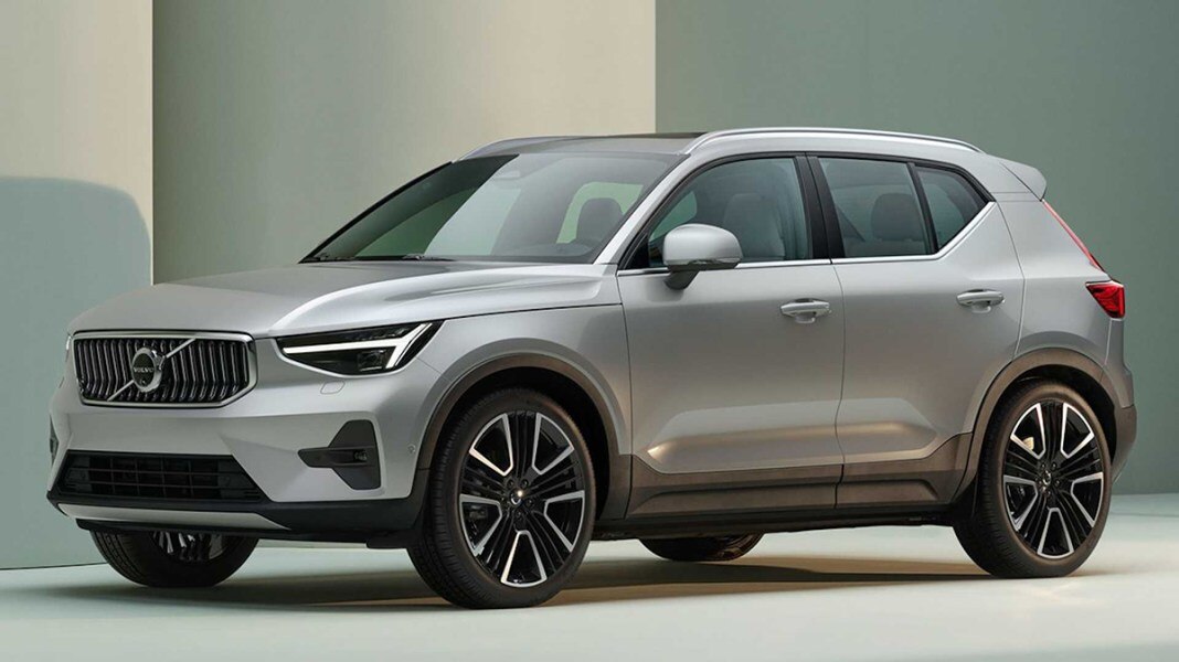 2023 Volvo XC40 Choosing the Right Trim Autotrader