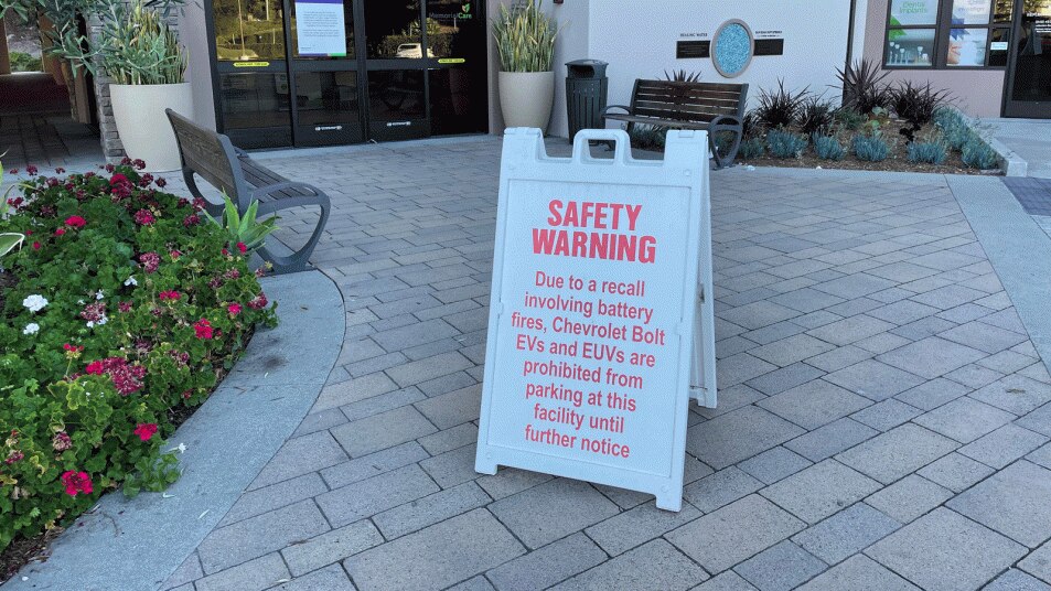 Electric car fire warning sign