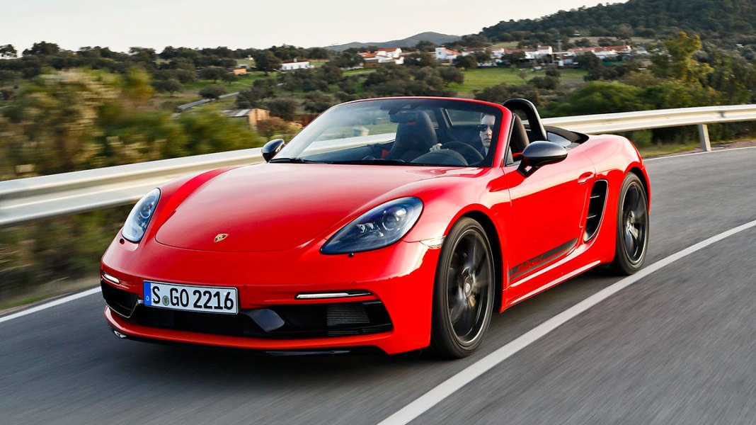 2023 Porsche 718 Boxster Choosing the Right Trim Autotrader