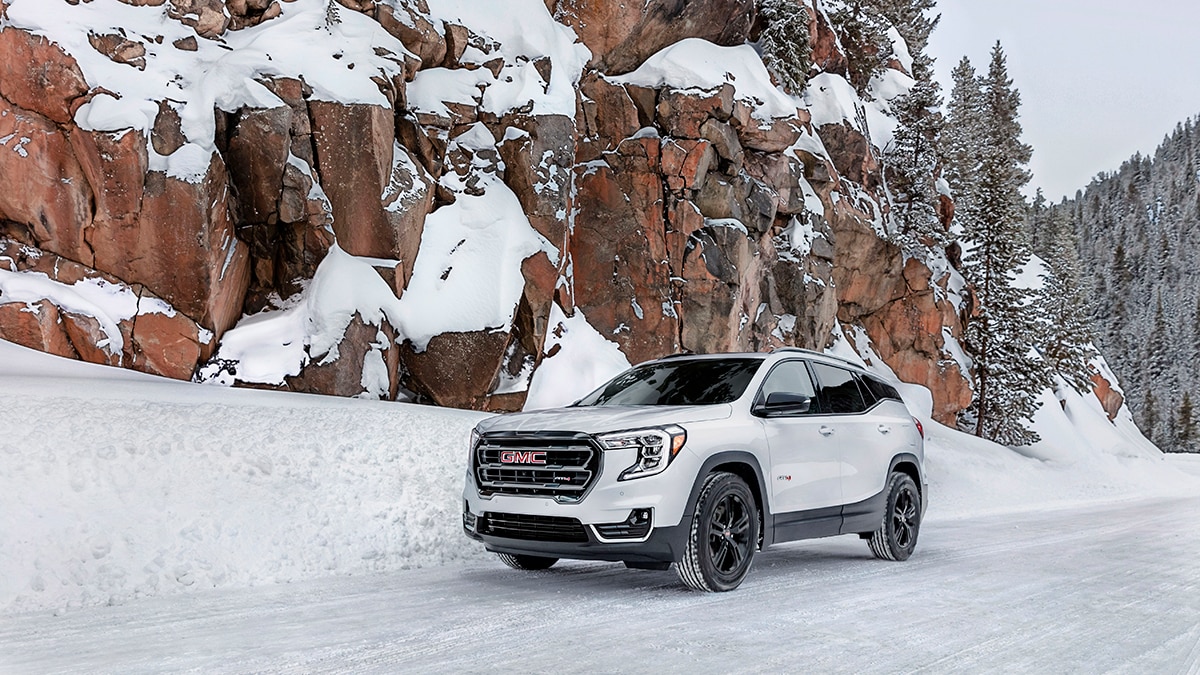 2023 GMC Terrain AT4 front left in white