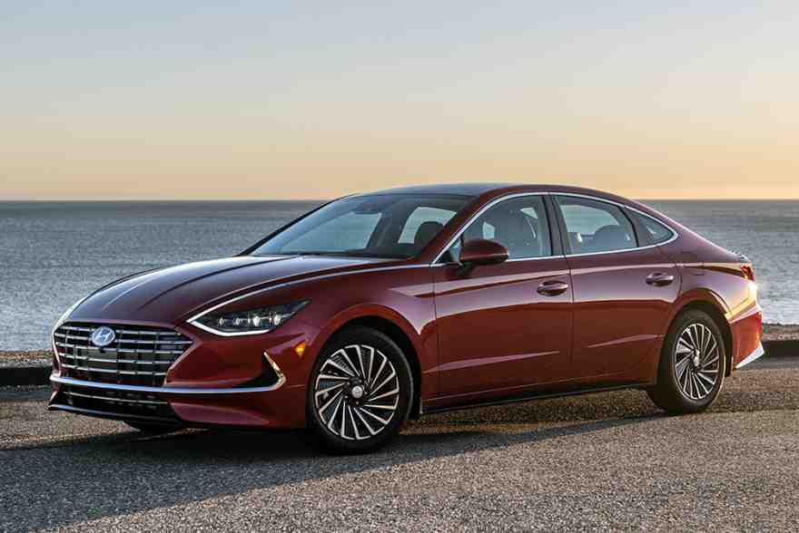 2023 Hyundai Sonata Hybrid Choosing the Right Trim Autotrader